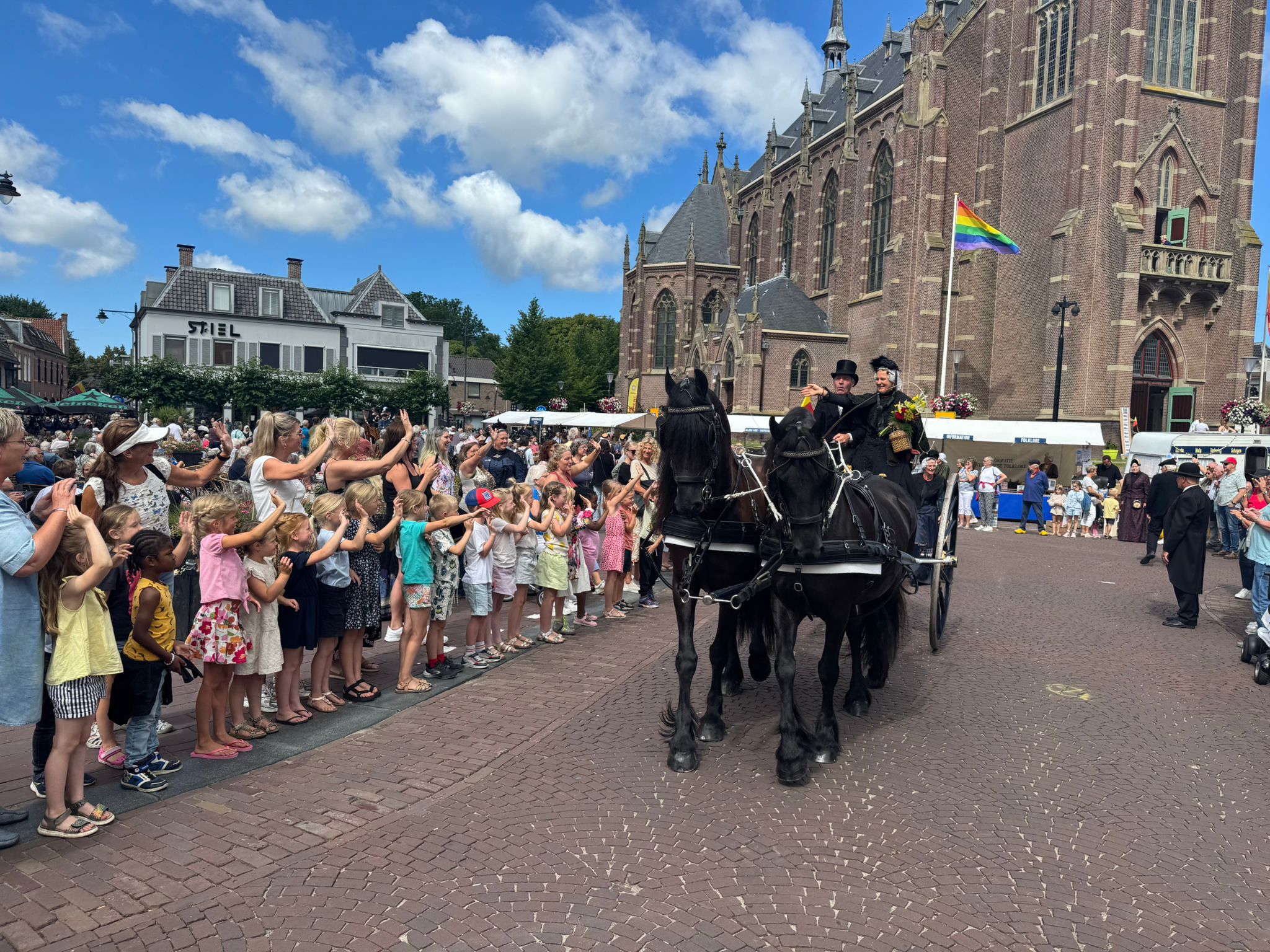 Juf Sandra Miss Westfriese Folklore